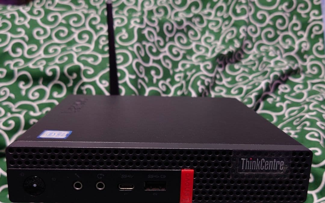 ThinkCentre m720q core i3 8世代