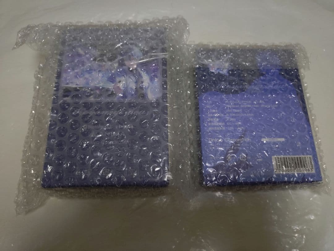 にじさんじ　ワイヤレスイヤホン　小柳ロウ