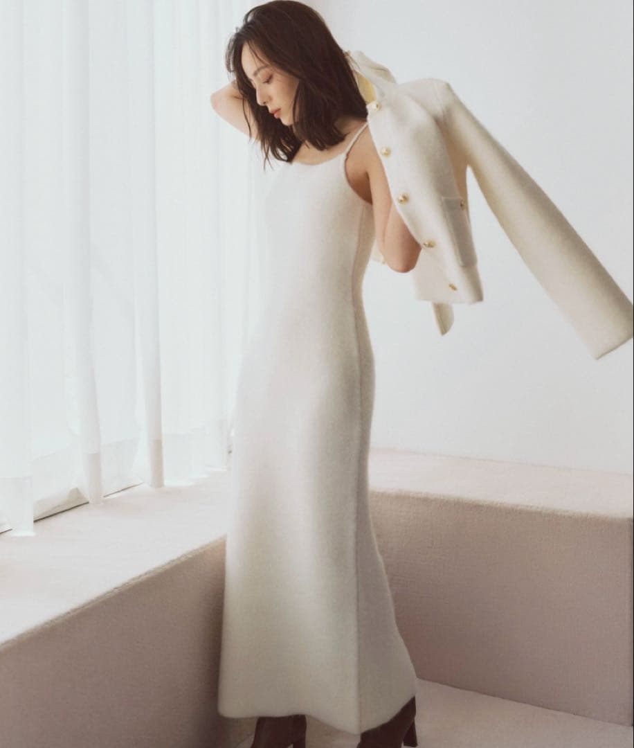 anuans カシミヤブレンドキャミソールニットワンピース