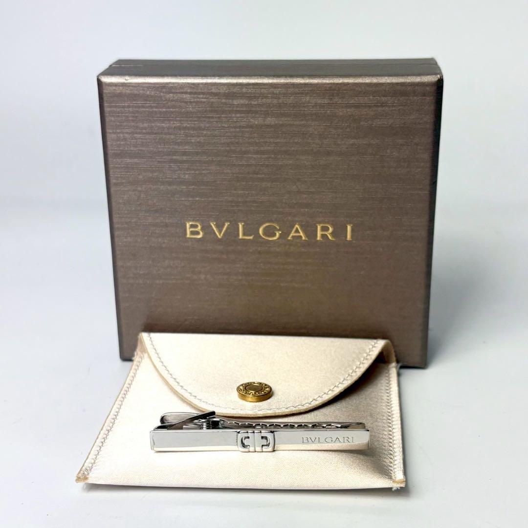 【未使用品】ブルガリ パレンテシ ロゴ ネクタイピン ラグジュアリー.