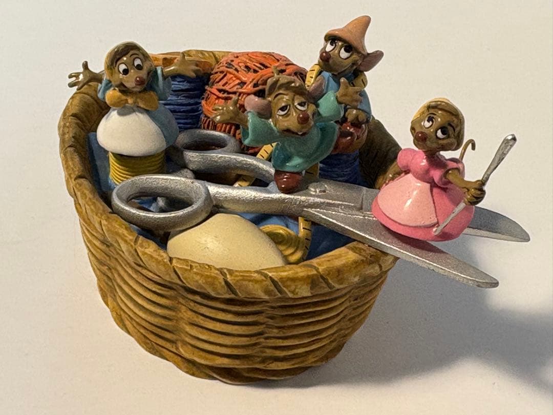 ディズニー　CLASSICS collection