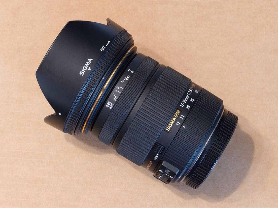 SIGMA 17-50mm F2.8 キヤノンEF-Sマウント