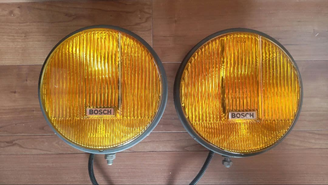 BOSCH オレンジフォグランプ 直径約20cm