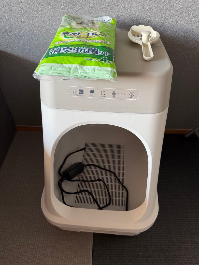 新品未使用　消臭ファン　デオトイレ