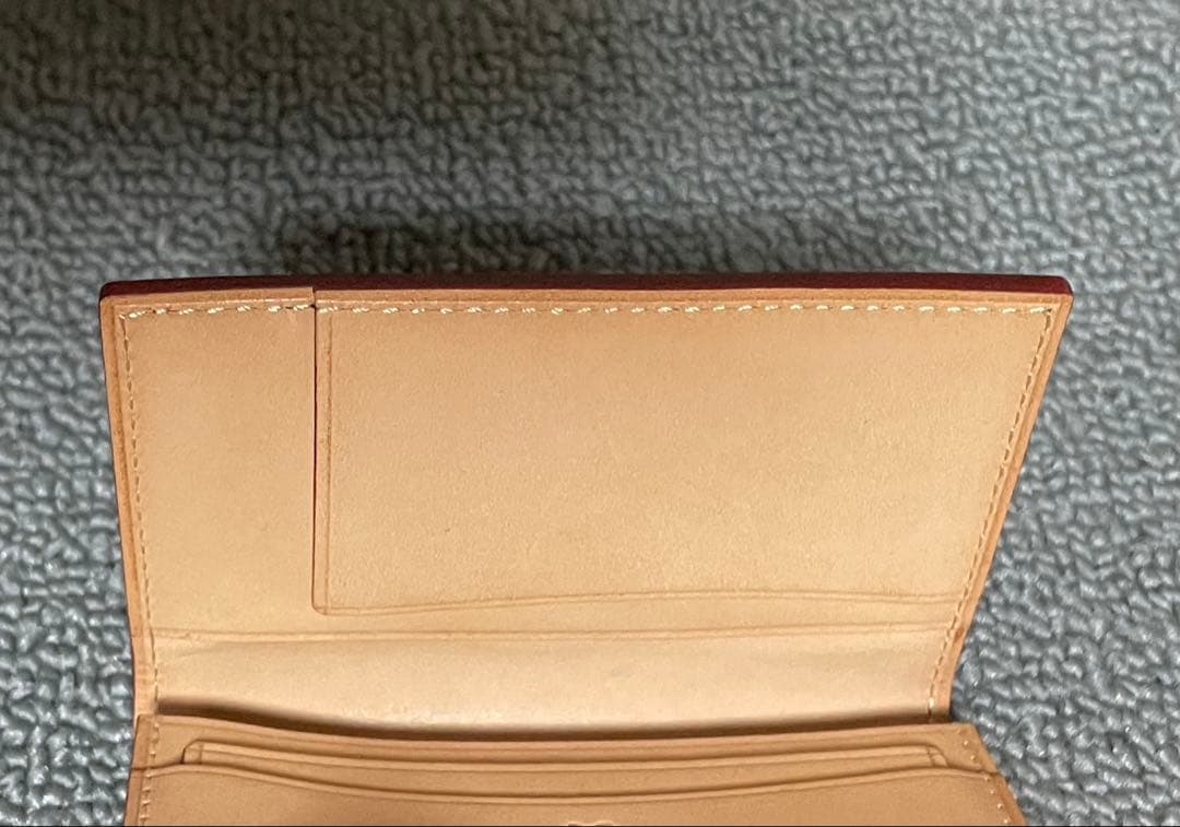 GANZO ガンゾ　CORDOVAN (コードバン) 通しマチ名刺入れ