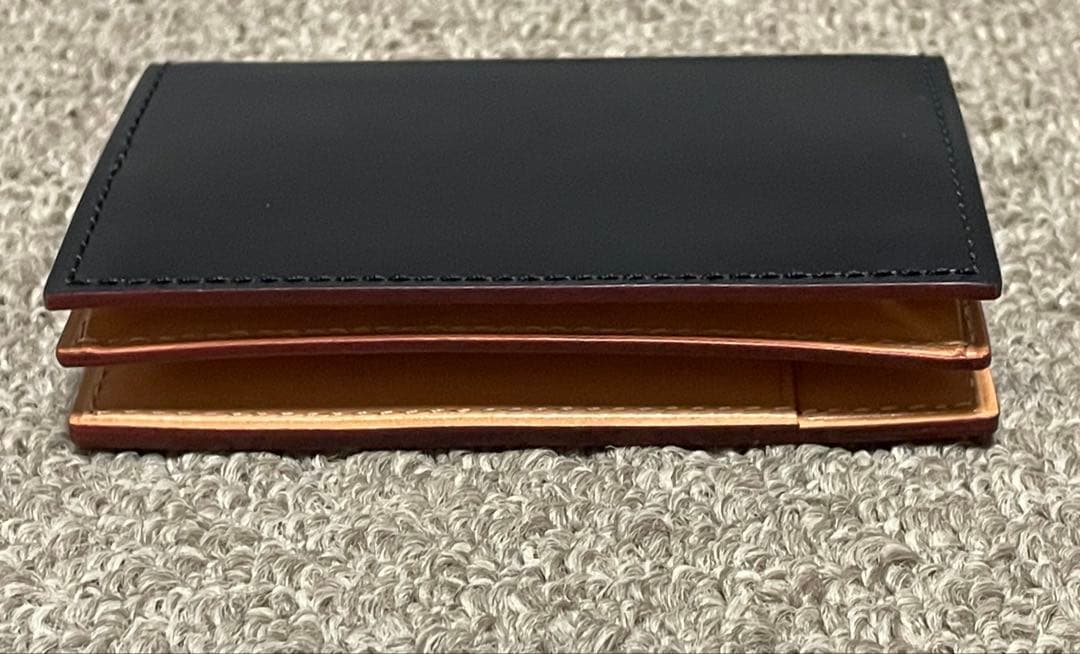 GANZO ガンゾ　CORDOVAN (コードバン) 通しマチ名刺入れ