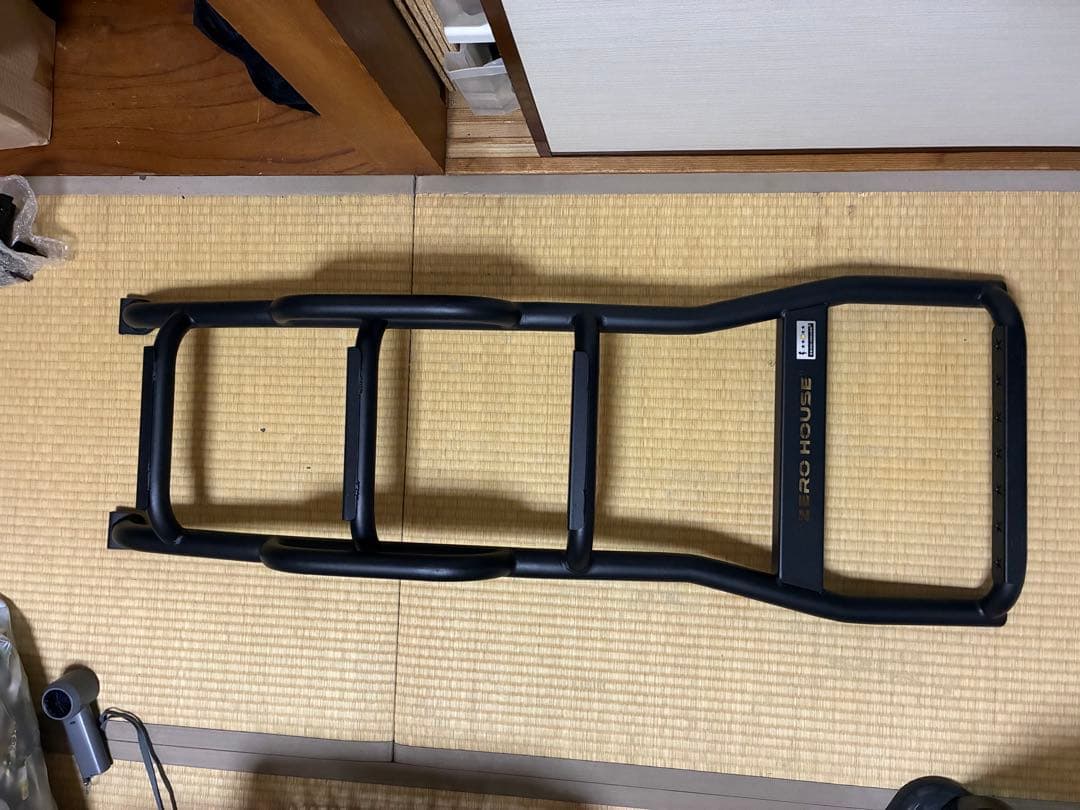 デリカD5リアラダーほぼ新品