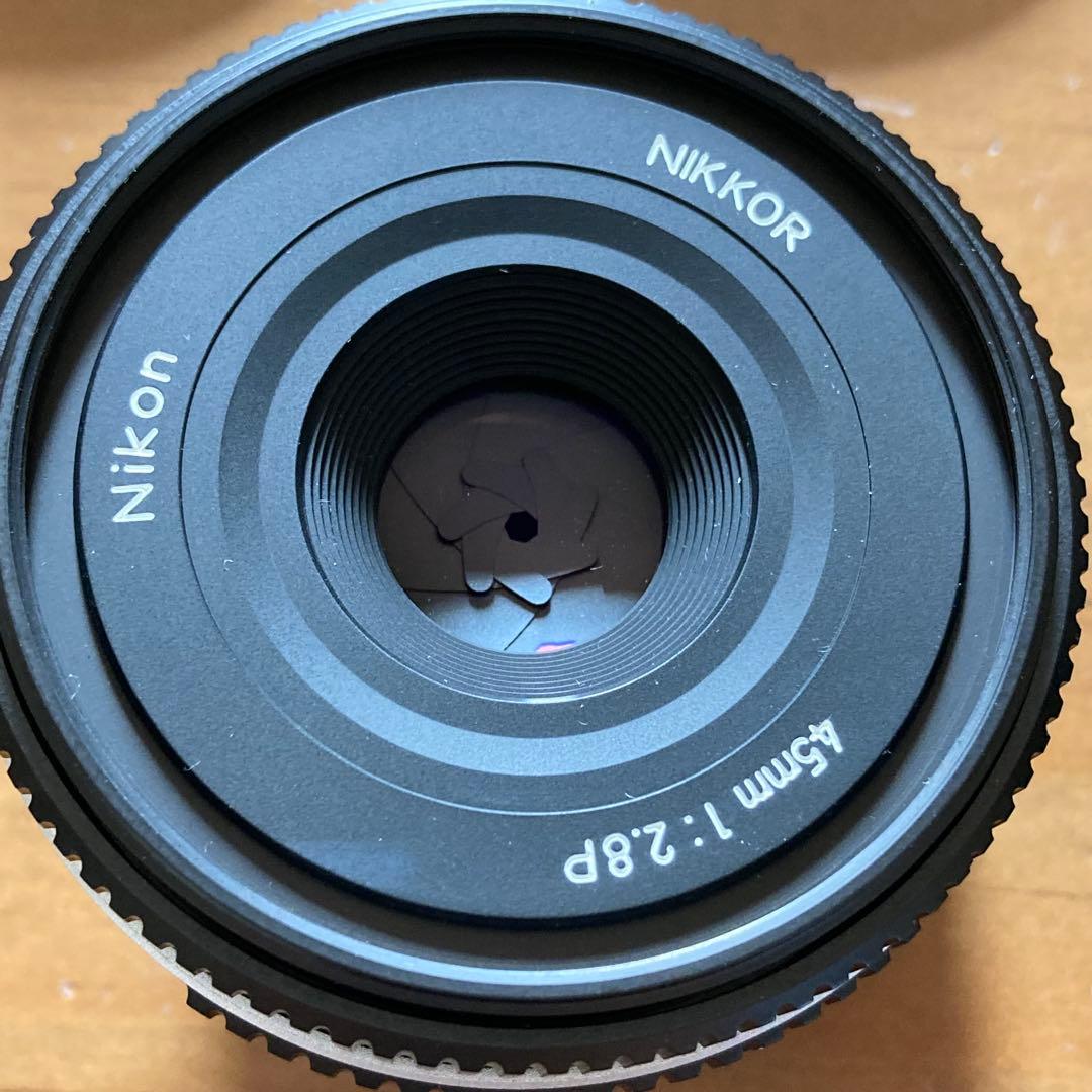 NIKON NIKKOR 45mm F2.8 P パンケーキ レンズ