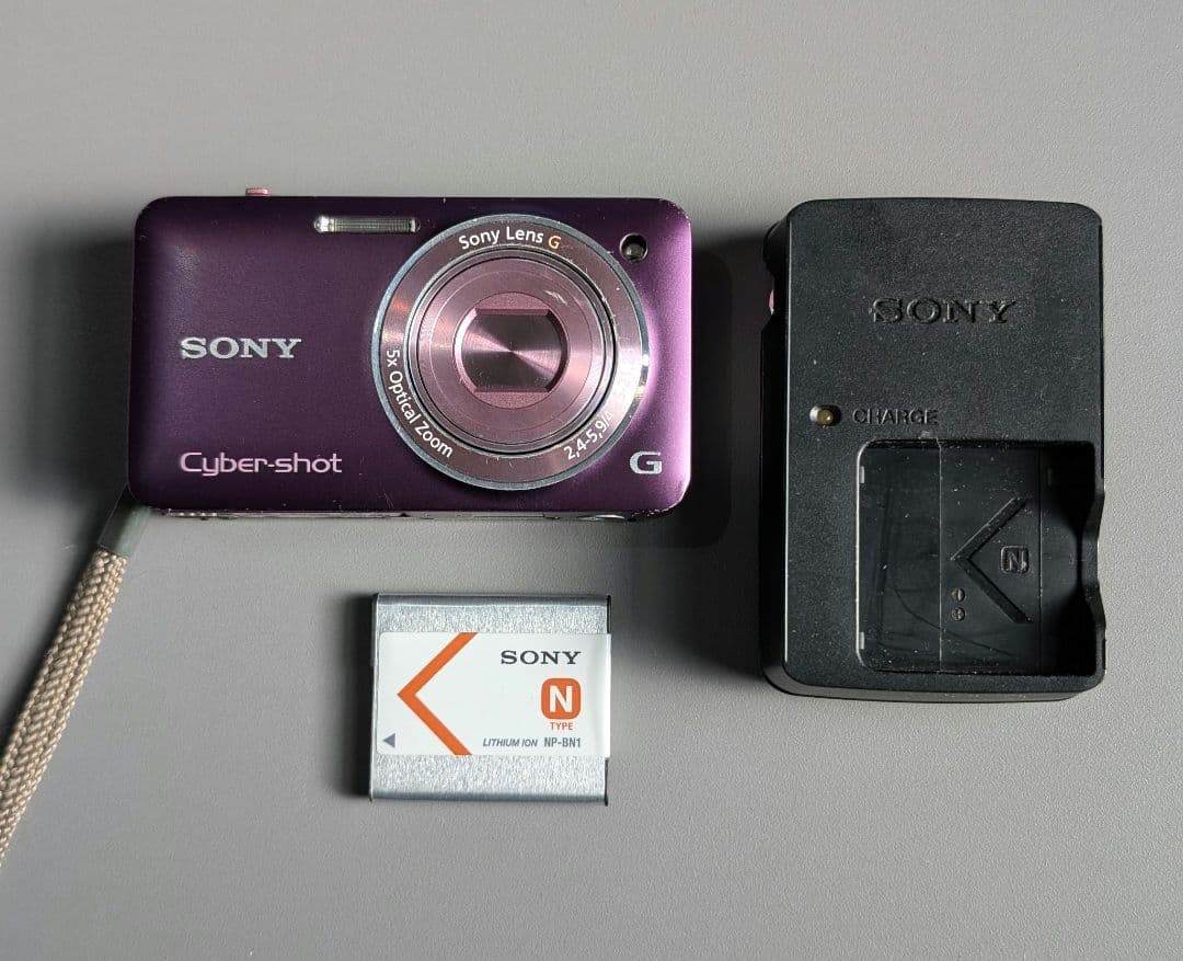 SONY Cyber-shot パープル 本体と充電器付き