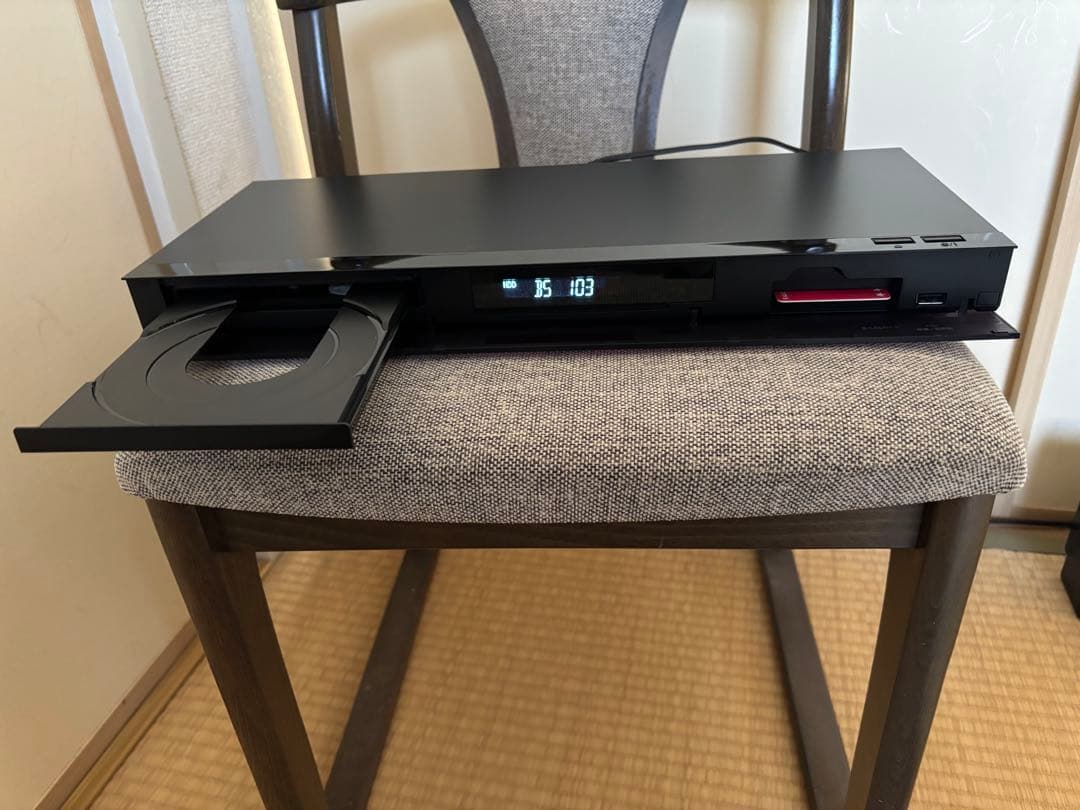 【美品】Panasonic ブルーレイレコーダー ディーガ DMR-2W51