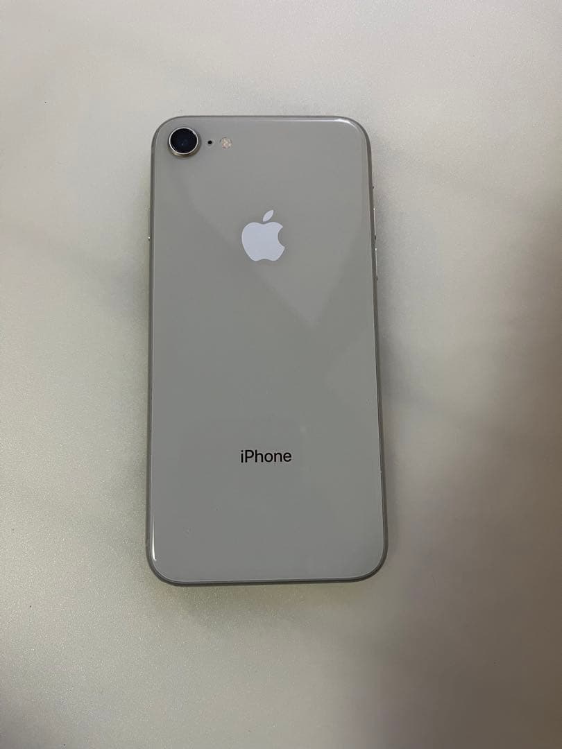 iPhone8 64GB 初期化済み シルバー ホワイト