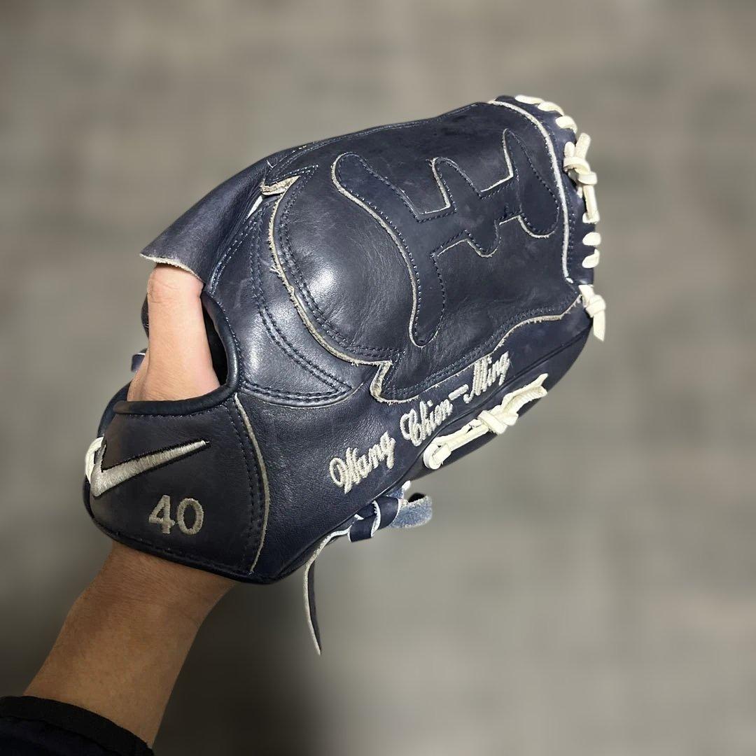 c*t様 NIKE　硬式グラブ　投手用　王建民　シグネイチャーモデル