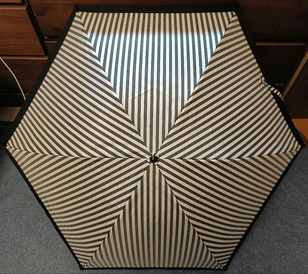 【新品未使用】サンバリア100 3段折りたたみ 日傘 ストライプ