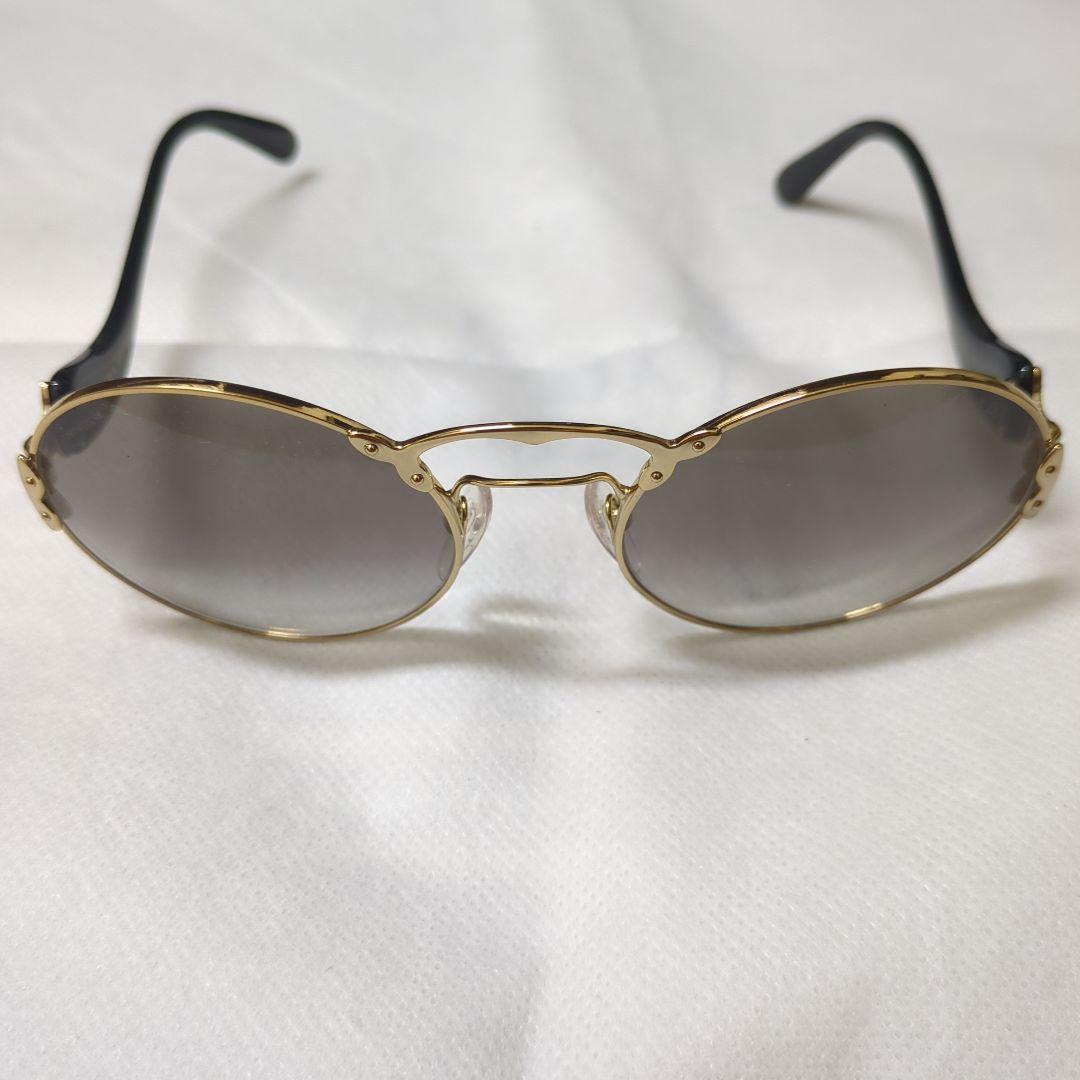 新品未使用　PRADAサングラス