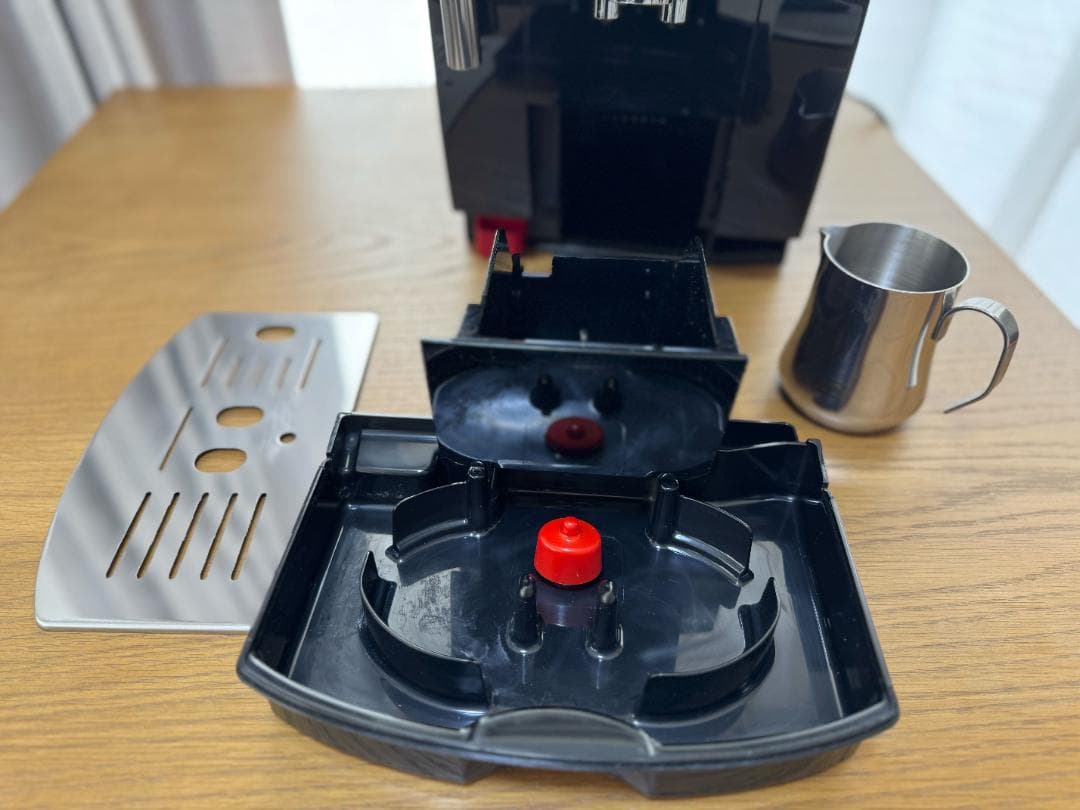 【美品】DeLonghi ECAM23120 エスプレッソマシン