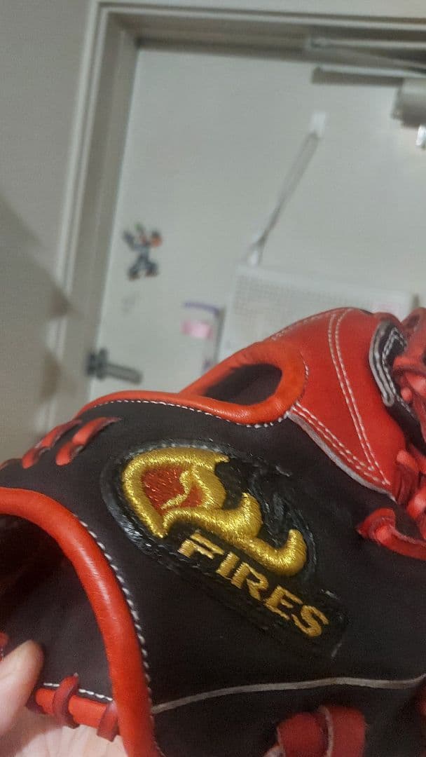 Fires 軟式グローブ 赤黒　大人用　外野用