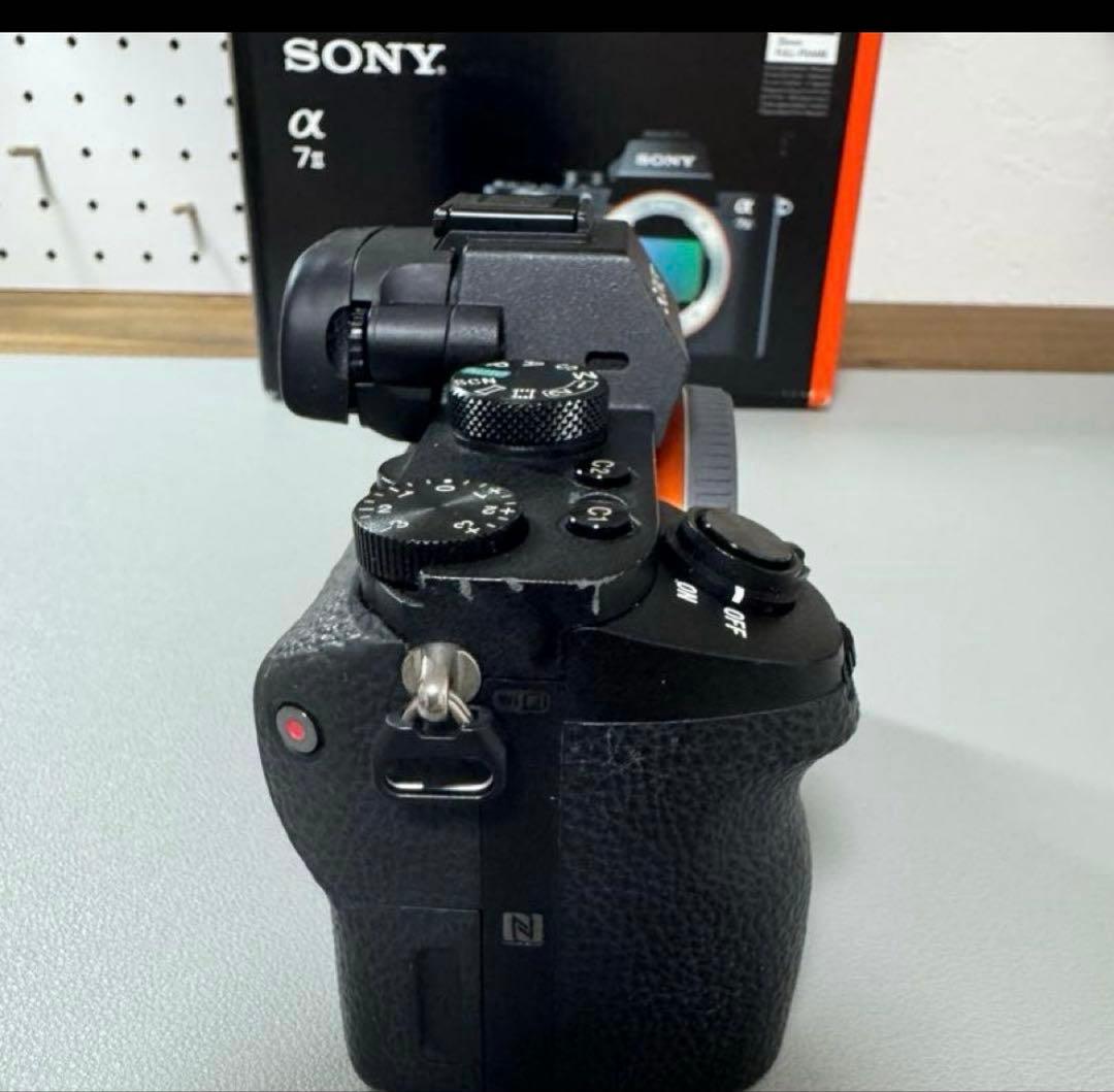 SONY α7 II ILCE-7M2 ボディ 元箱あり　新品バッテリー付き