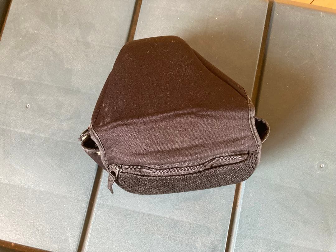 17000→15000円に　LUMIX レッドカメラ 　カメラバッグ付き（中古）