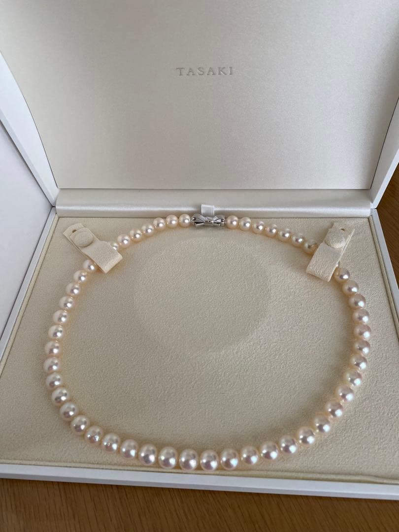 ♡です‼️ 現行品　TASAKIパールネックレス