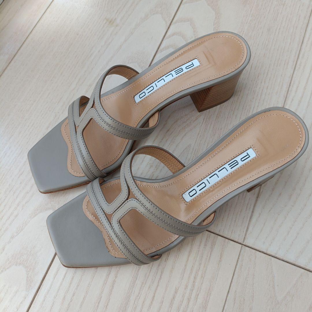 PELLICO グレー ストラップオープントゥミュール