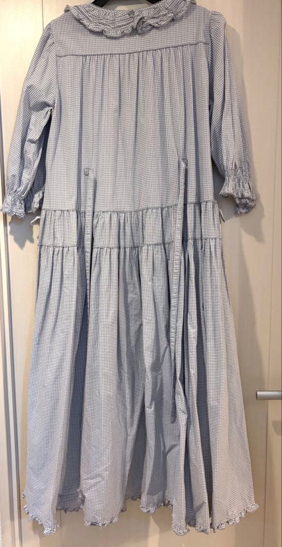 ピンクハウス タブリエ付きワンピース グレー