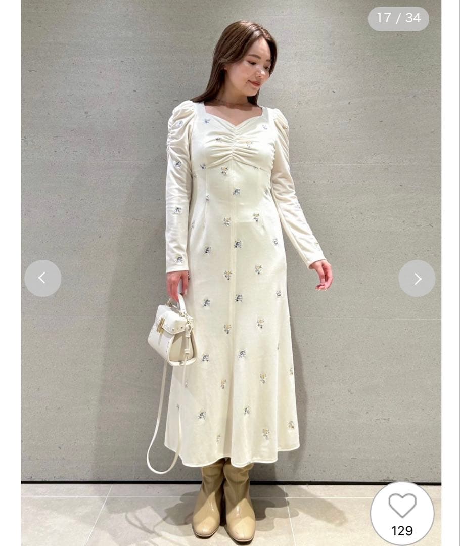 CELFORD（セルフォード）花柄刺繍ベロアワンピース