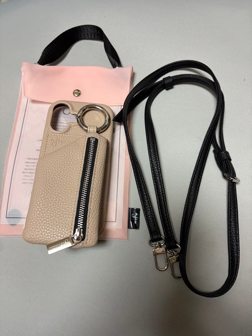 ajew iPhone 17用ショルダーケース