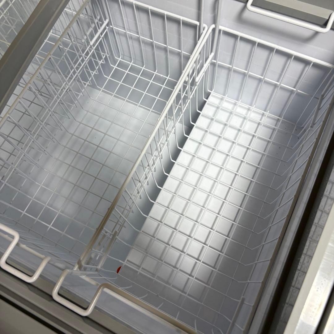 ① 24年購入品　業務用330L冷凍ショーケース　JCMCS-330L