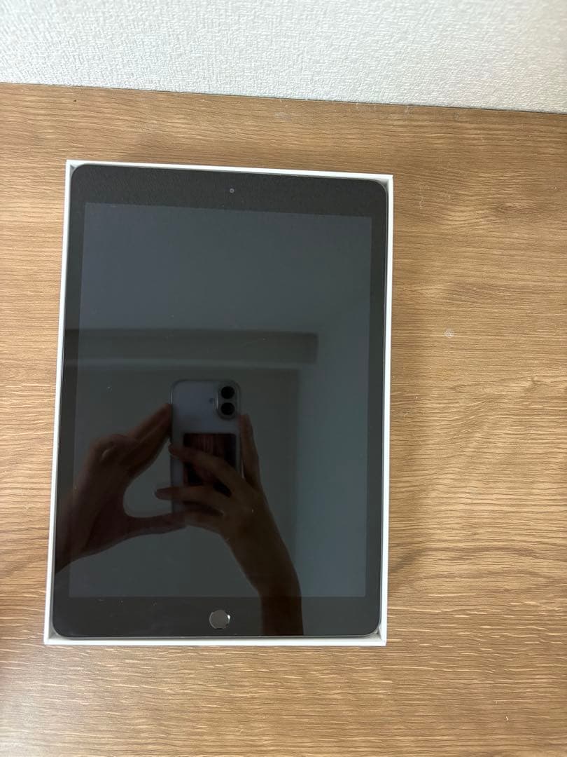 iPad 第七世代 128ギガ
