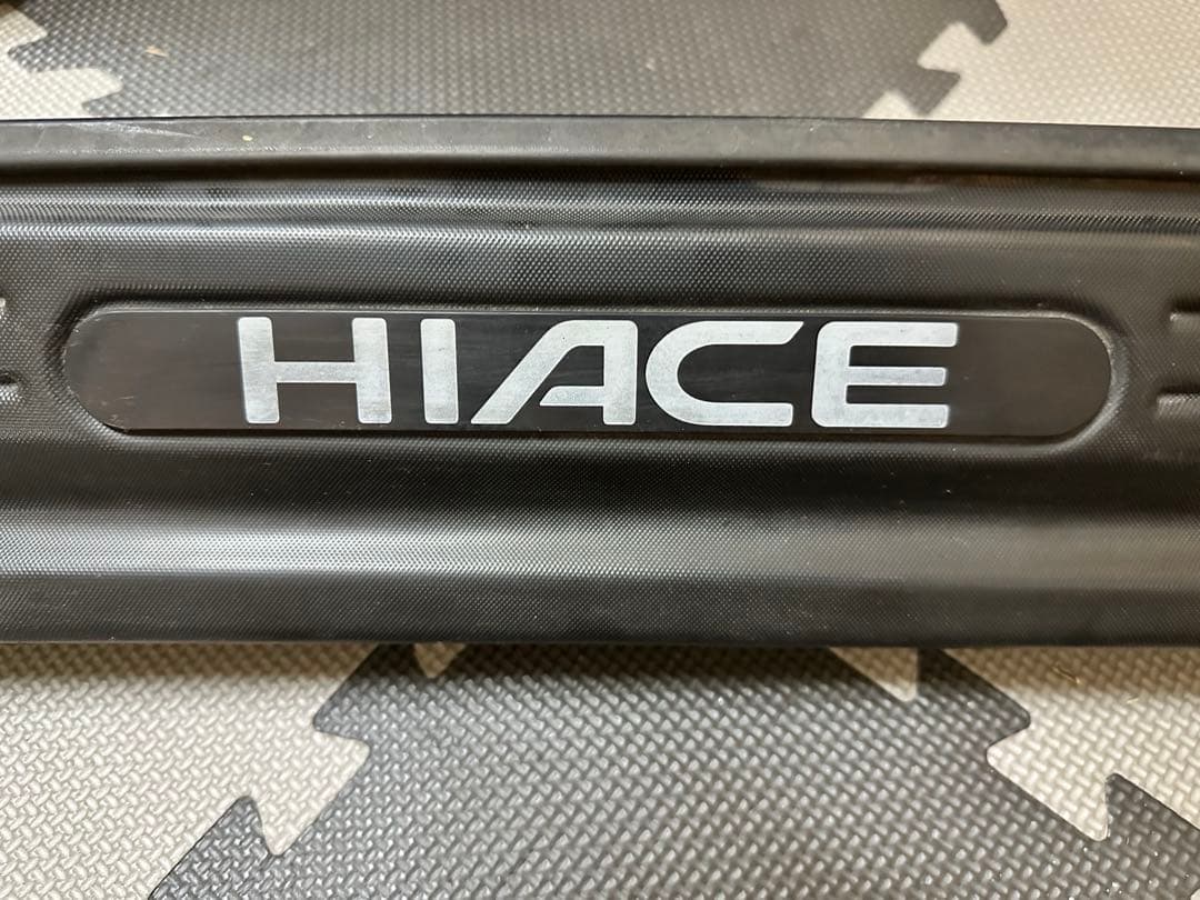 トヨタ　ハイエース　100系　リアバンパー　純正スポイラー　希少