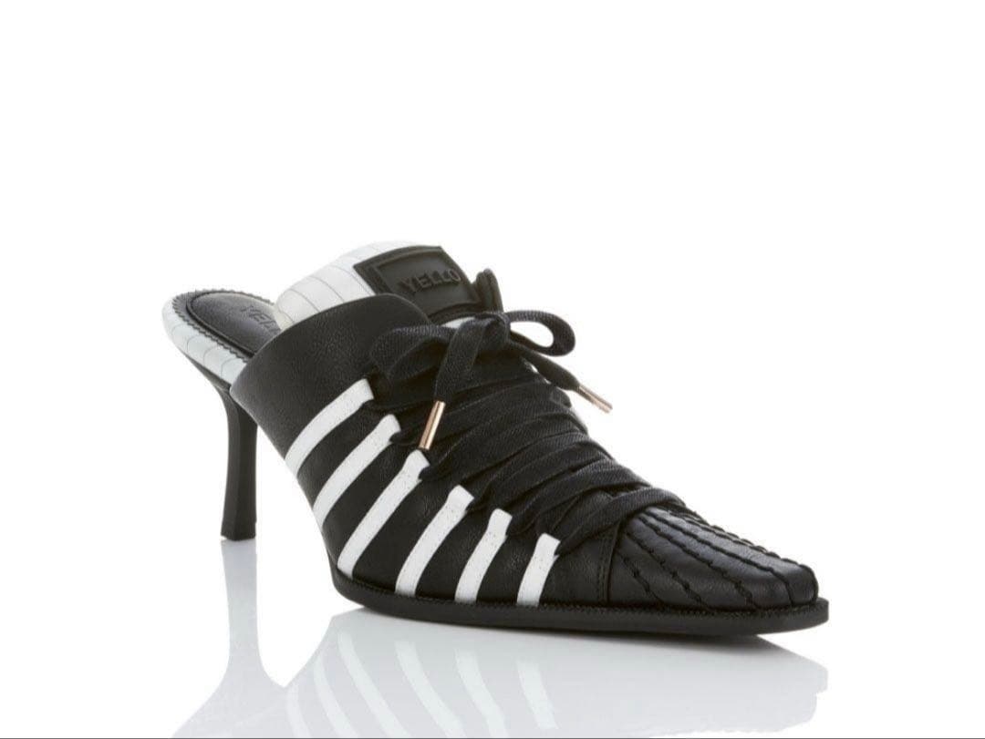 【6/19掲載終了】YELLO MONOCHROME スニーカーミュール