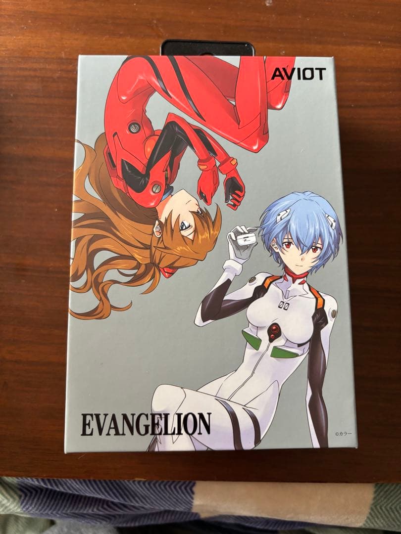 エヴァンゲリオン　ワイヤレスイヤホン