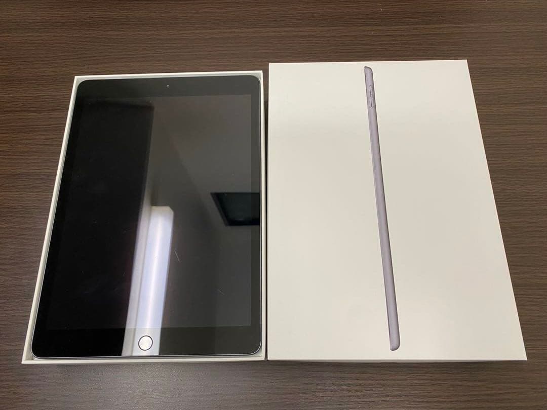 【箱あり】第7世代 iPad 10.2インチ 32GB