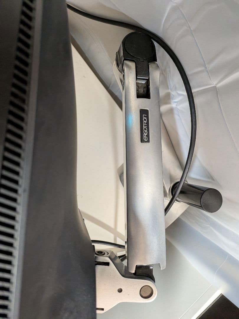 ALIENWARE モニター AW2521HF　エルゴトロンモニターアーム付