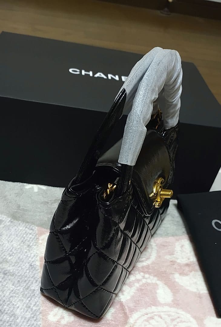 sasasa　CHANEL　ノベルティ　ショルダーバック　シャネル