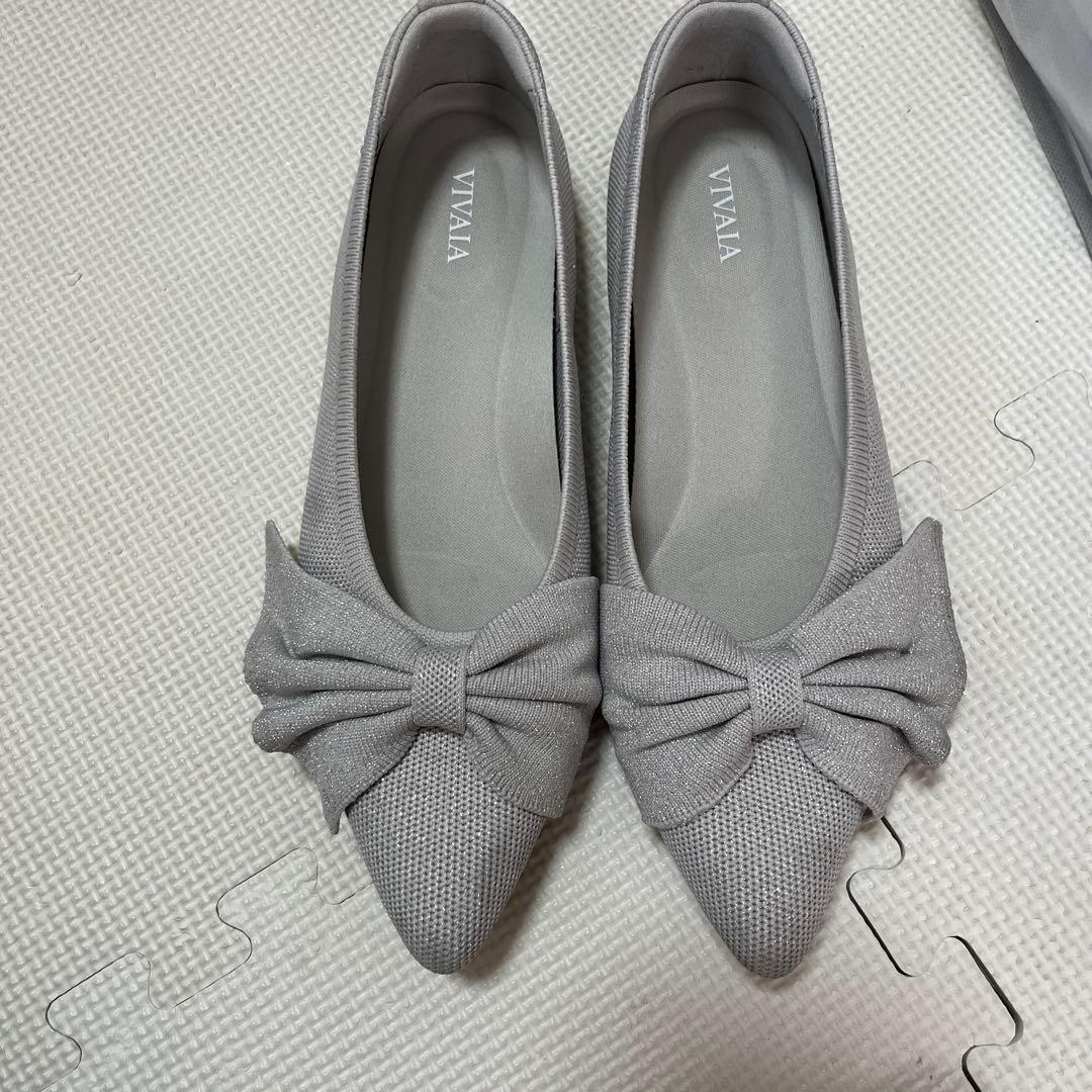 VIVAIA グレー リボン付き フラットシューズ38