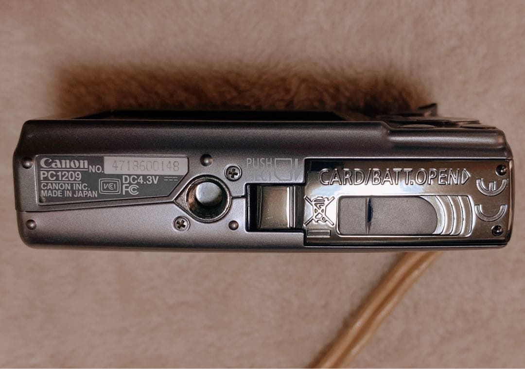 Canon デジタルカメラ IXY DIGITAL 900 IS