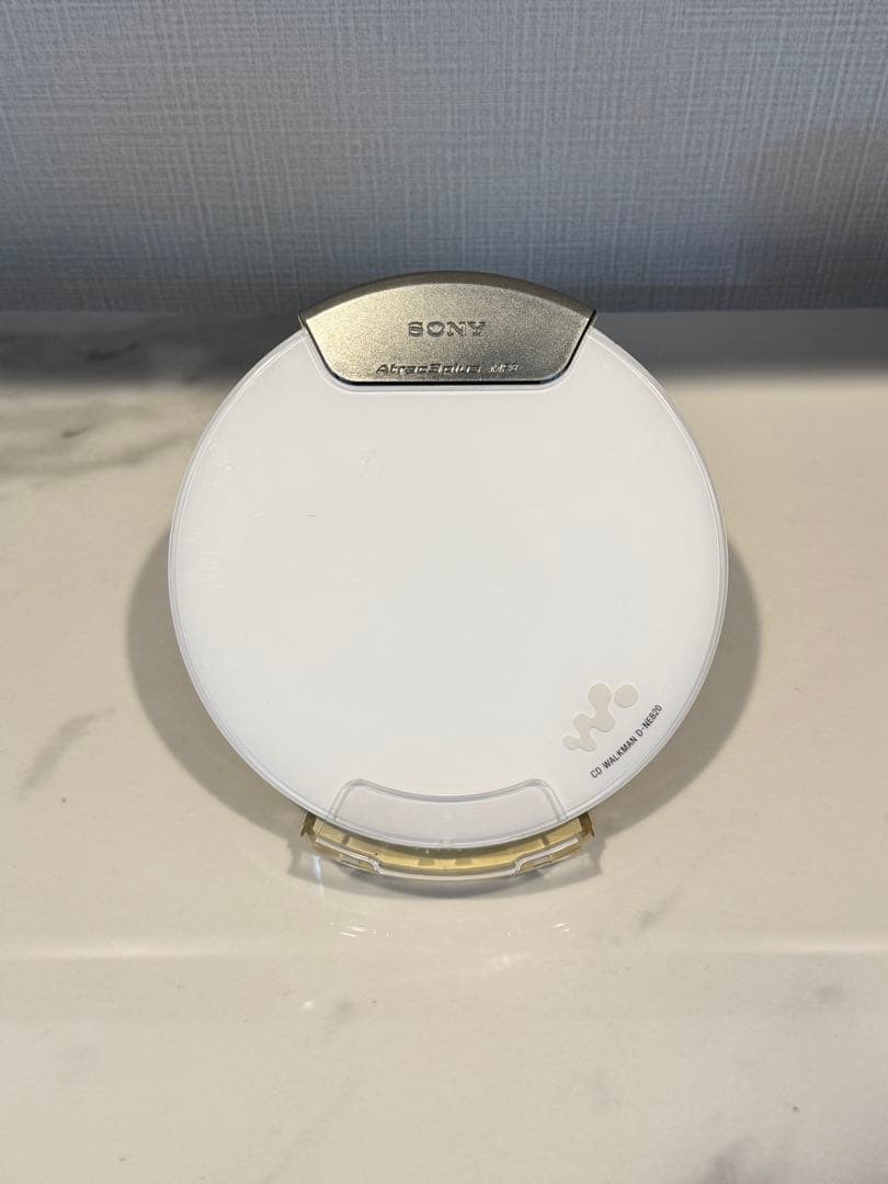 ☆SONY ポータブルCDプレーヤー セット　D-NE820 ウォークマン