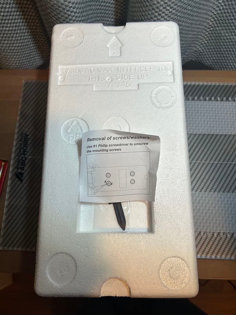 1/18 FORD XB FALCON マッドマックス インターセプター