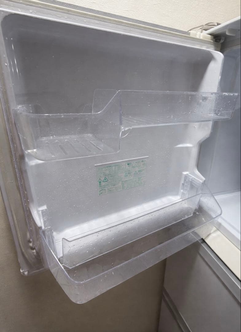 ホワイト冷蔵庫 透明収納付き