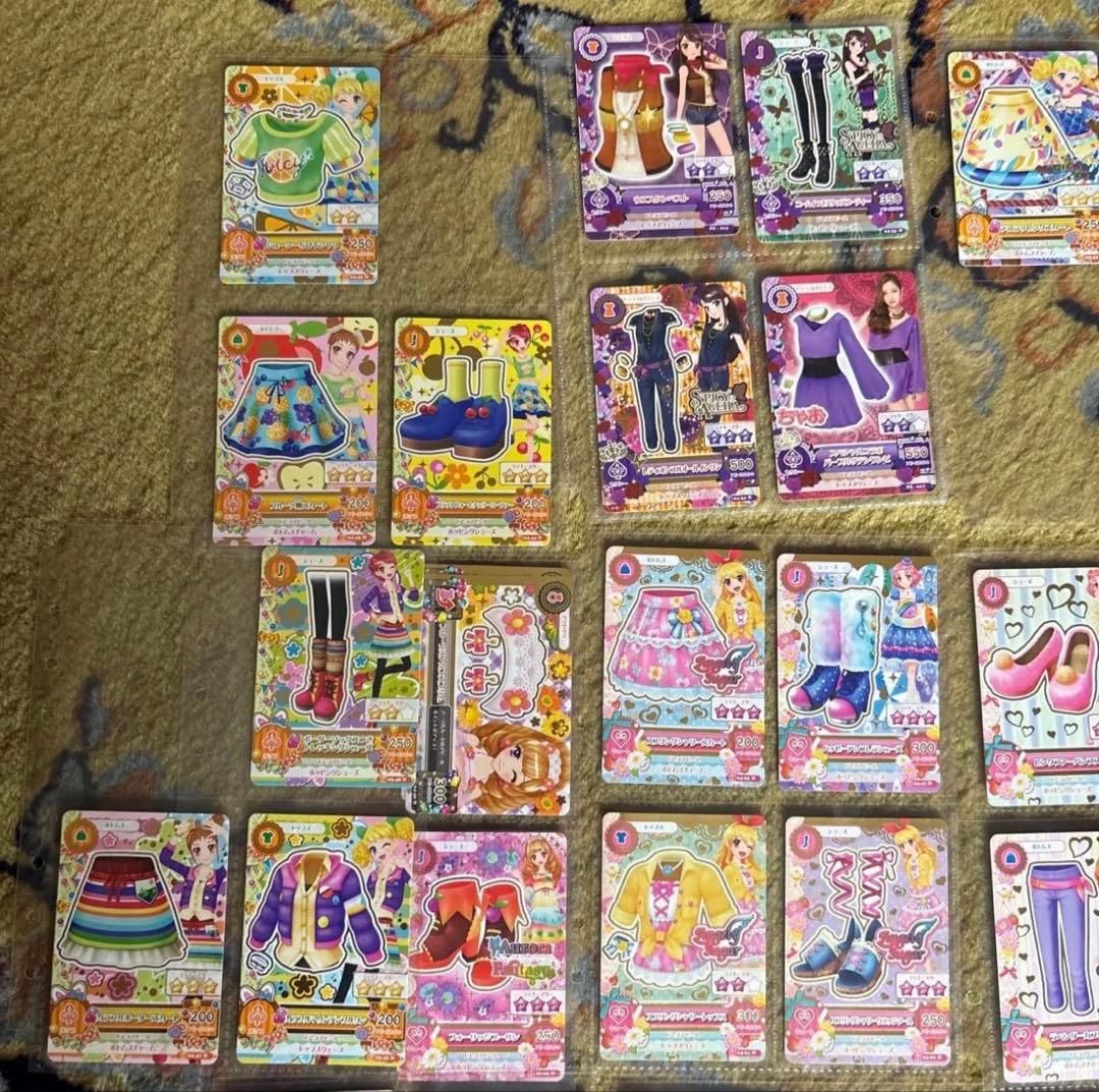 アイカツ バインダーセット 多彩な衣装カード