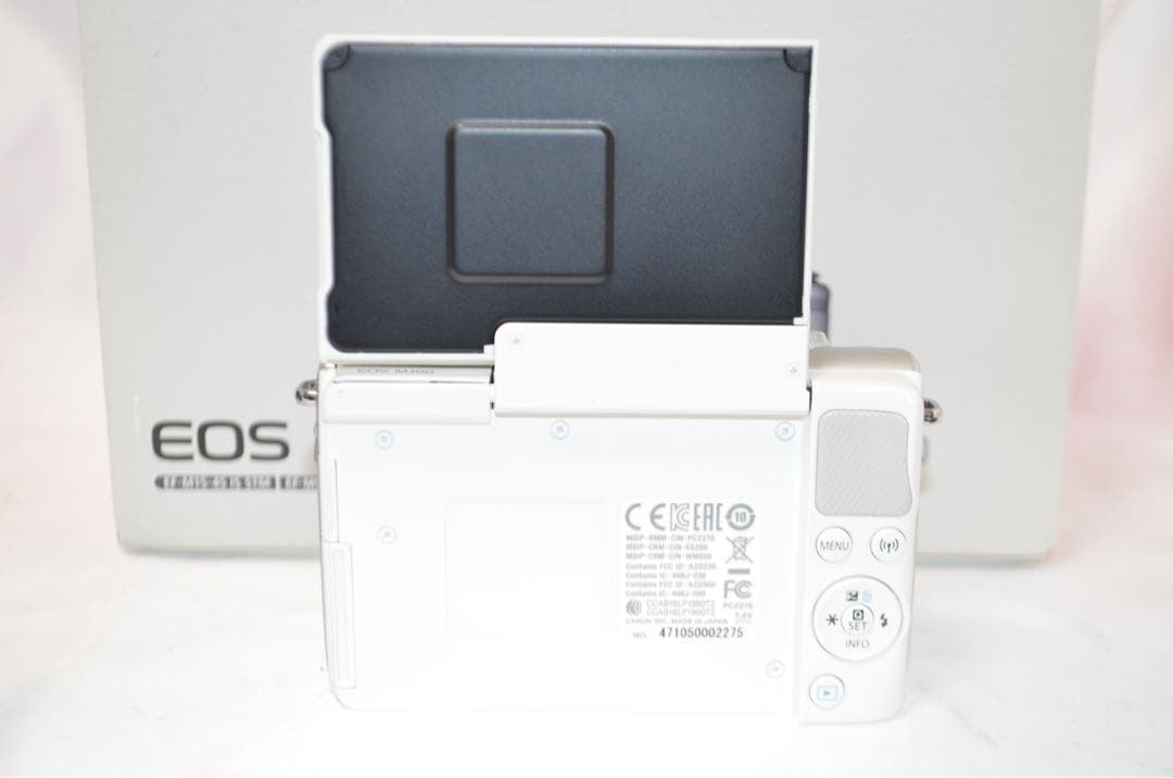 ❤️高画質 Bluetooth搭載でスマホ転送 CANON❤️EOS M100