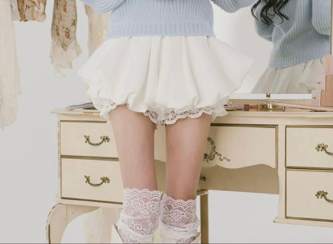 ♡*♡様 darich ダーリッチ　ボリュームバルーンミニスカート　WHT