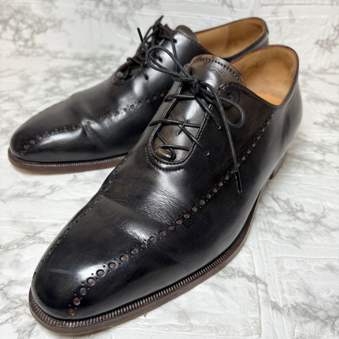 ベルルッティ　Berlti 革靴　レザー　ビジネスシューズ　パンチング