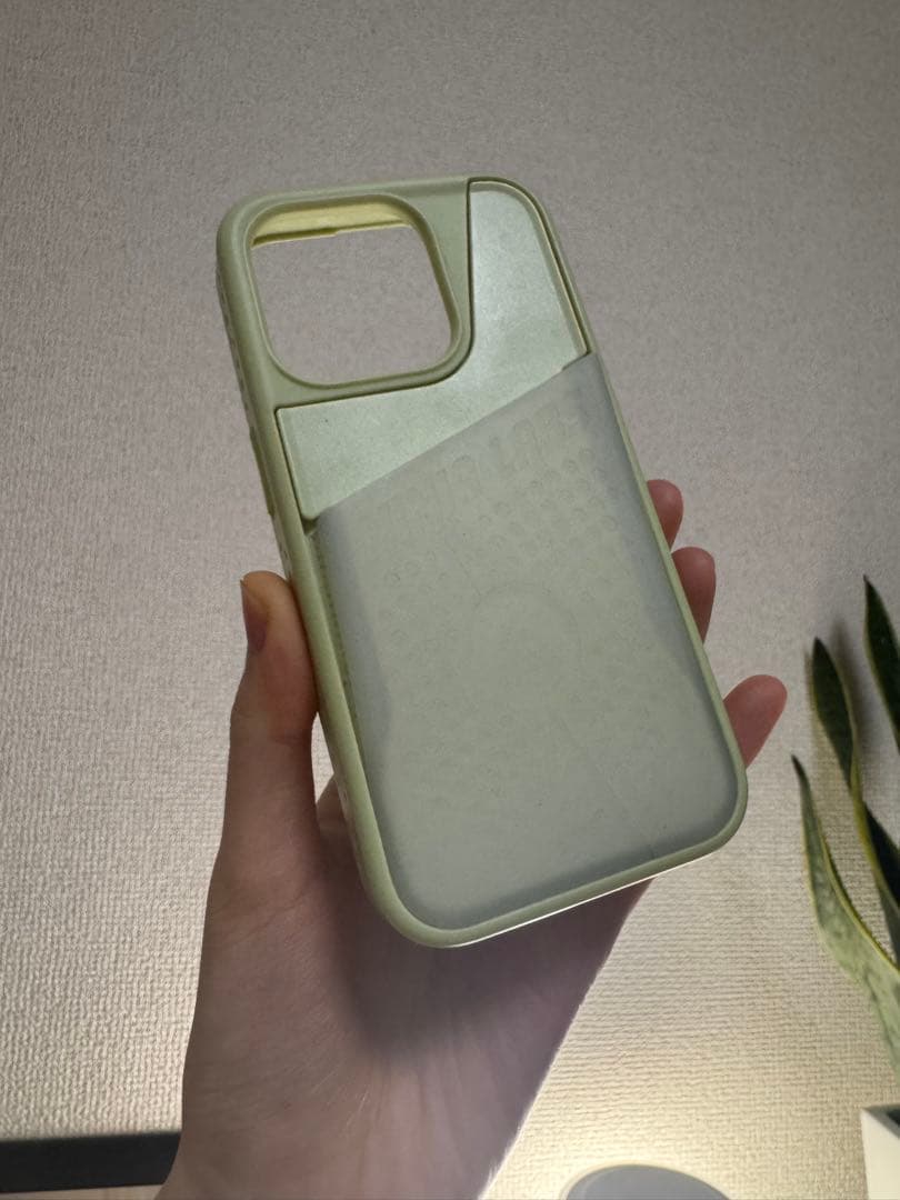 iPhone15pro NINJALABS グリーン