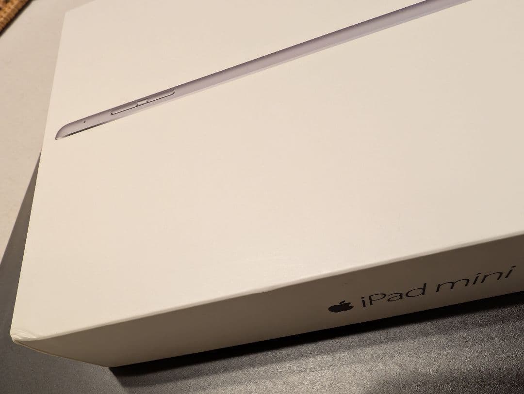 iPad本体 iPad mini4 WiFi Cellular 128GB SpaceGray