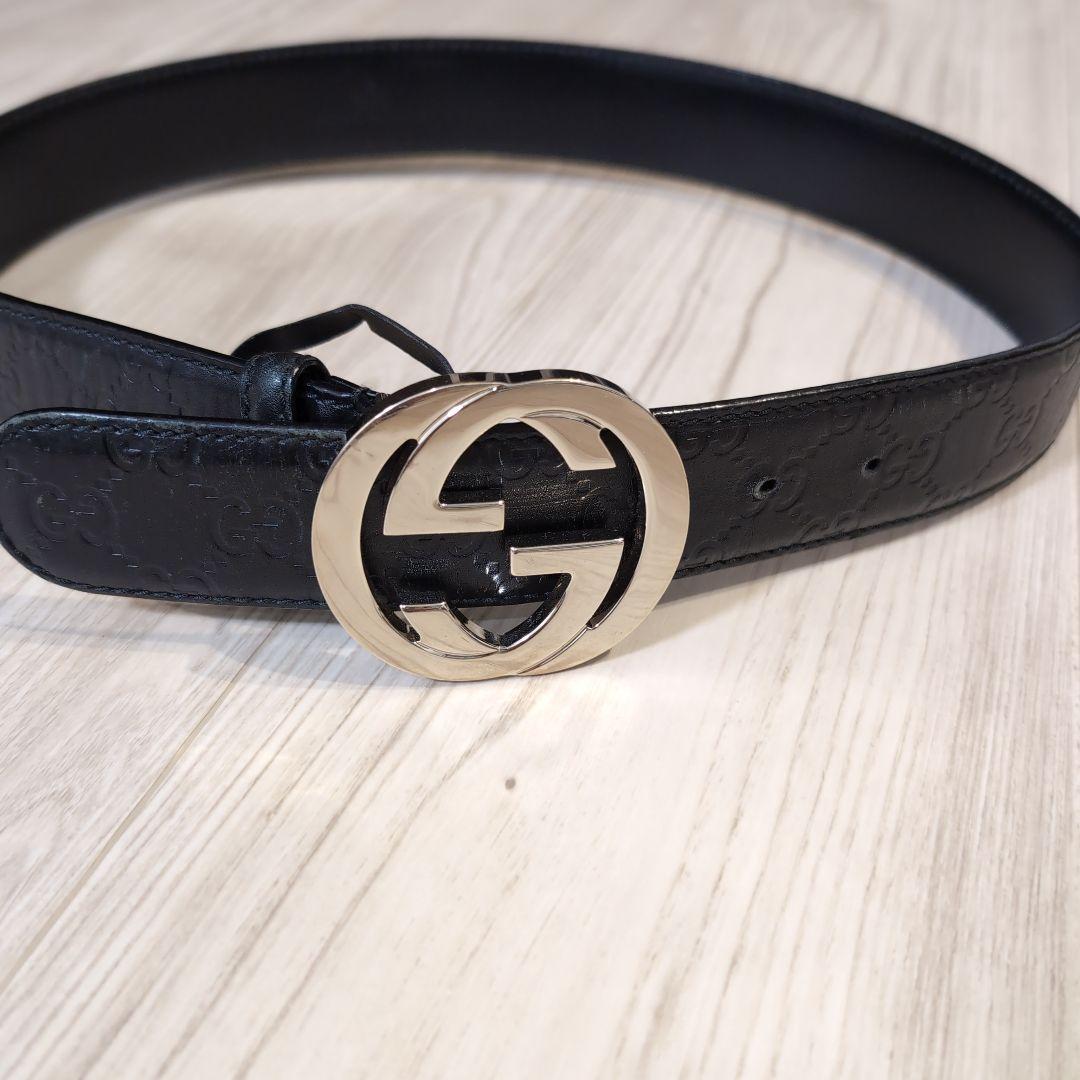 GUCCI ブラックレザー GGロゴ ベルト