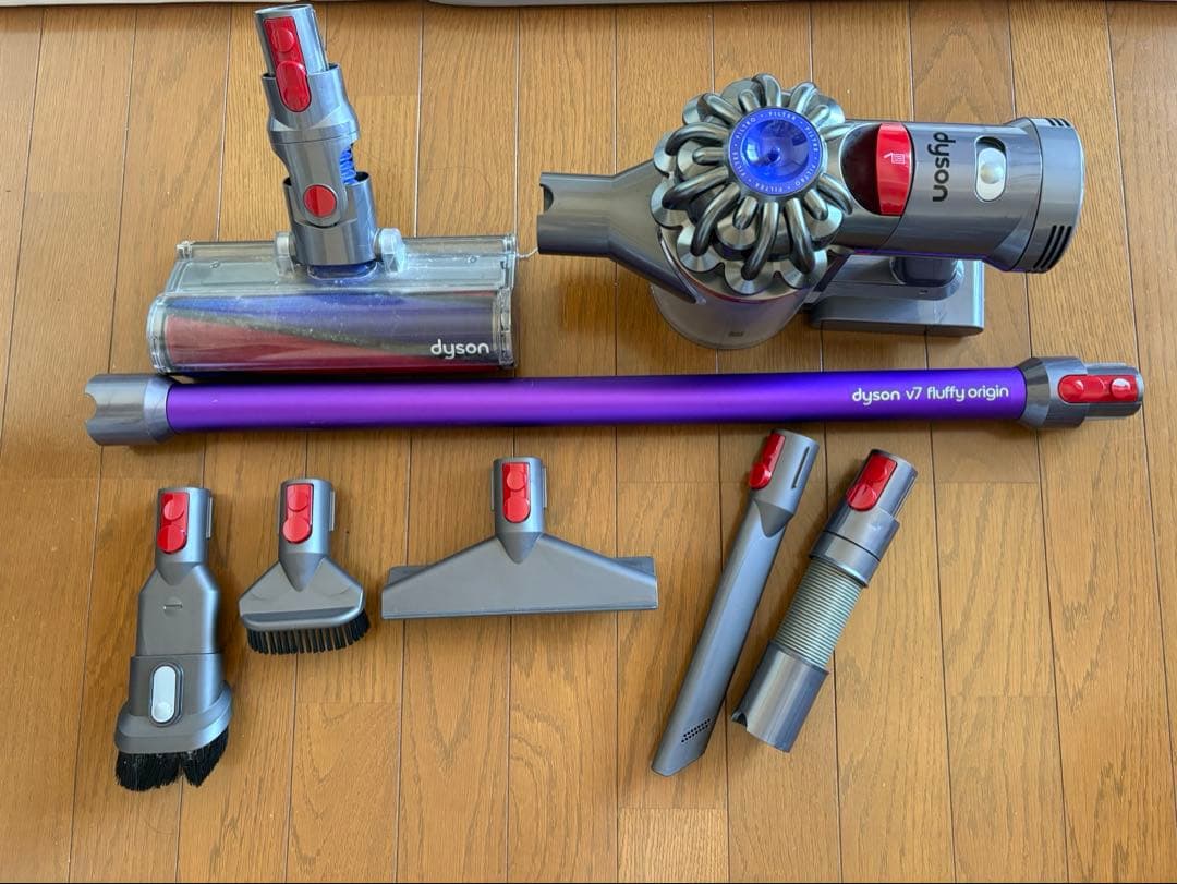 ダイソン　掃除機　ジャンク品　充電器付き