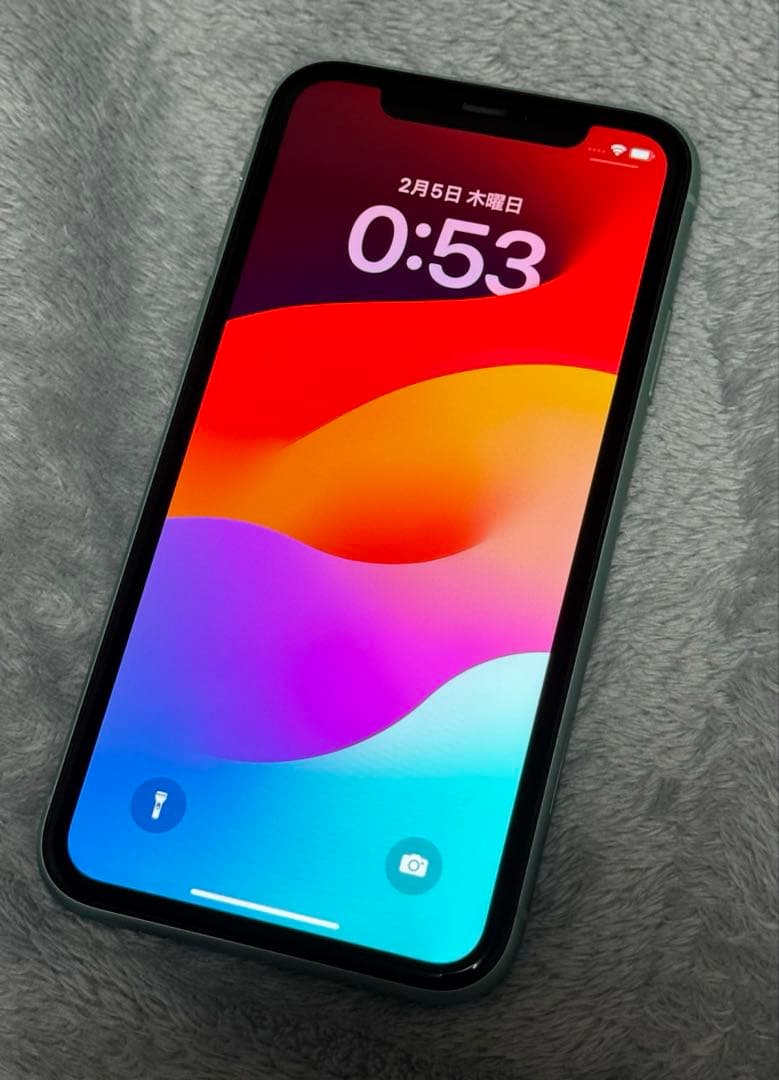 iPhone11 128GB グリーン au SIMロックあり バッテリー93%