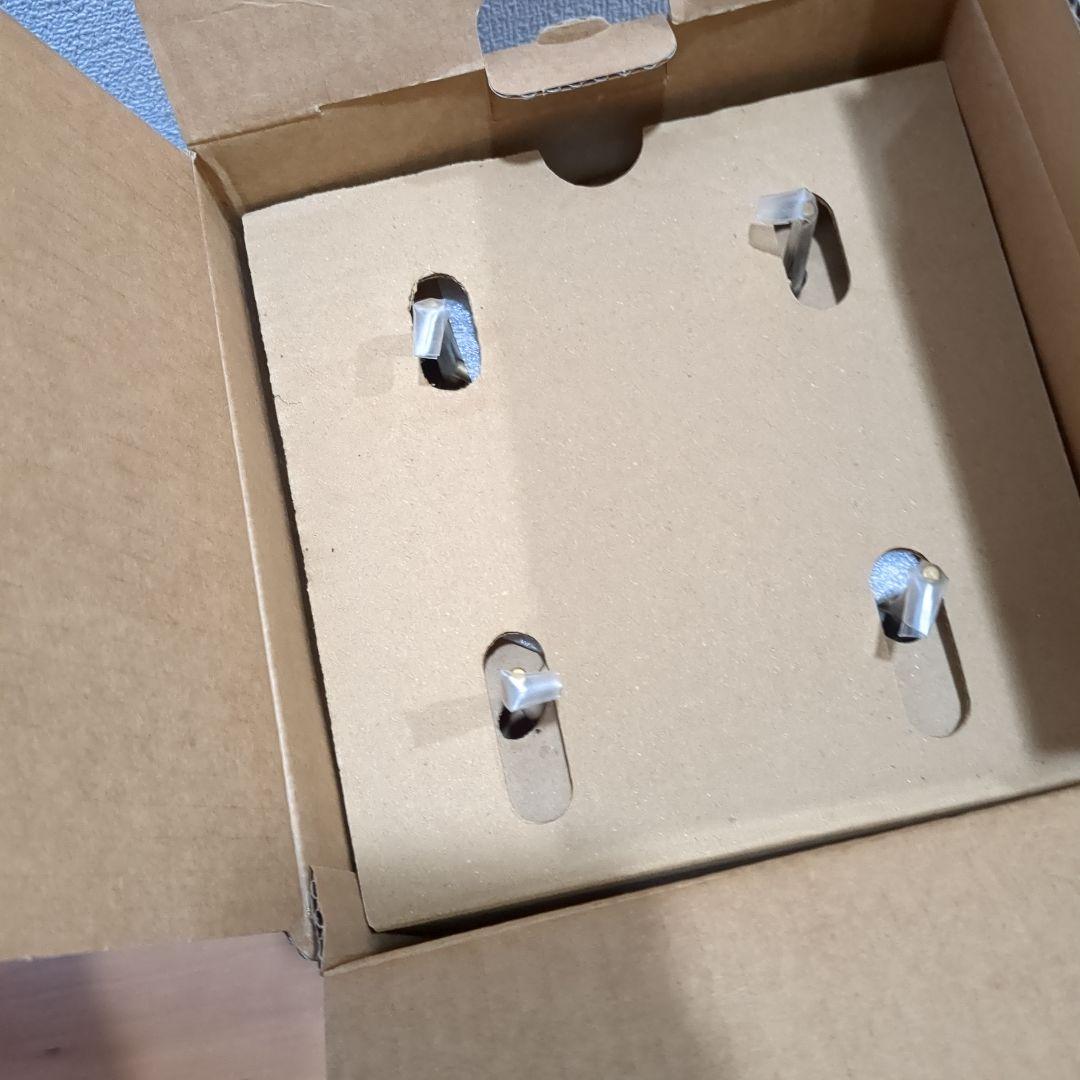 Échasse Vase, MENU Small スモーク フラワーベース